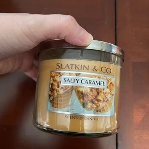 Slatkin candle